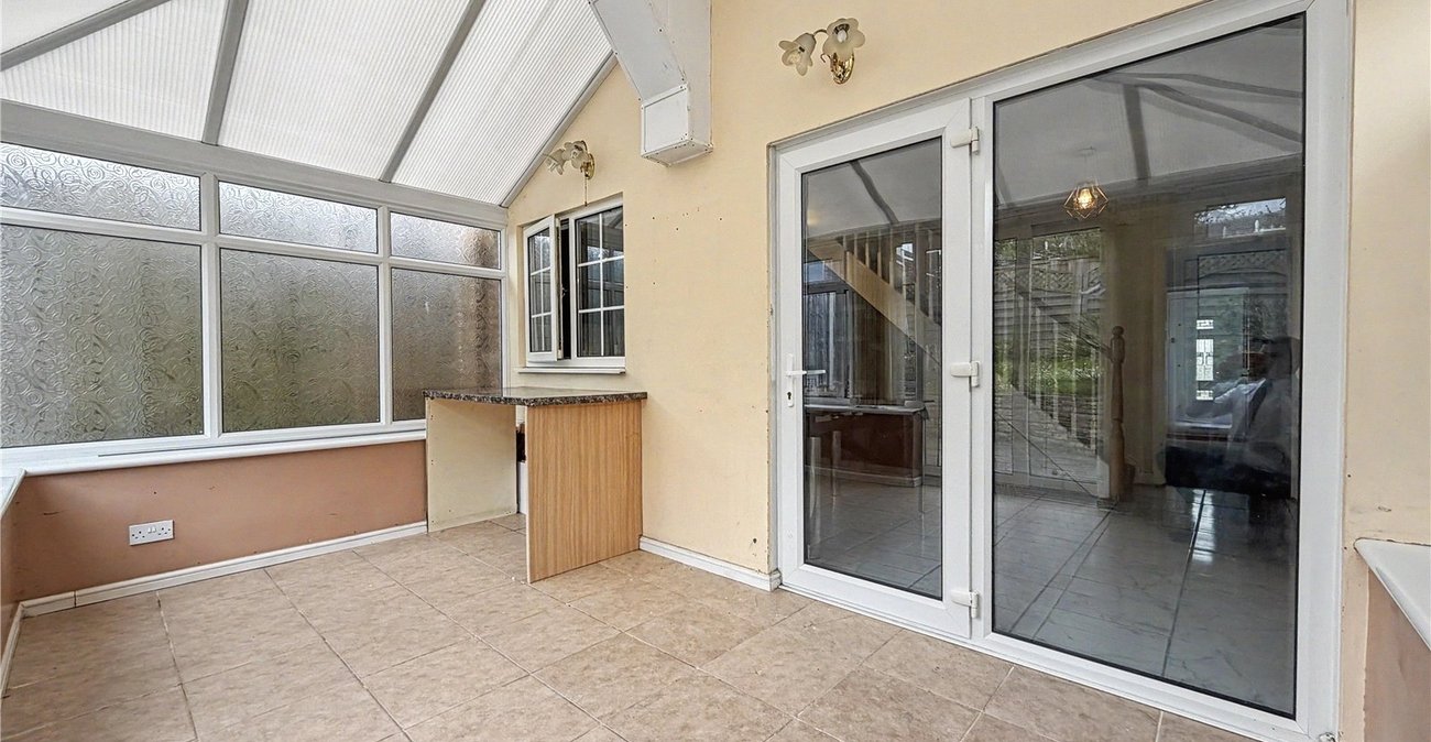 3 bedroom house for sale in Rainham | Robinson Michael & Jackson
