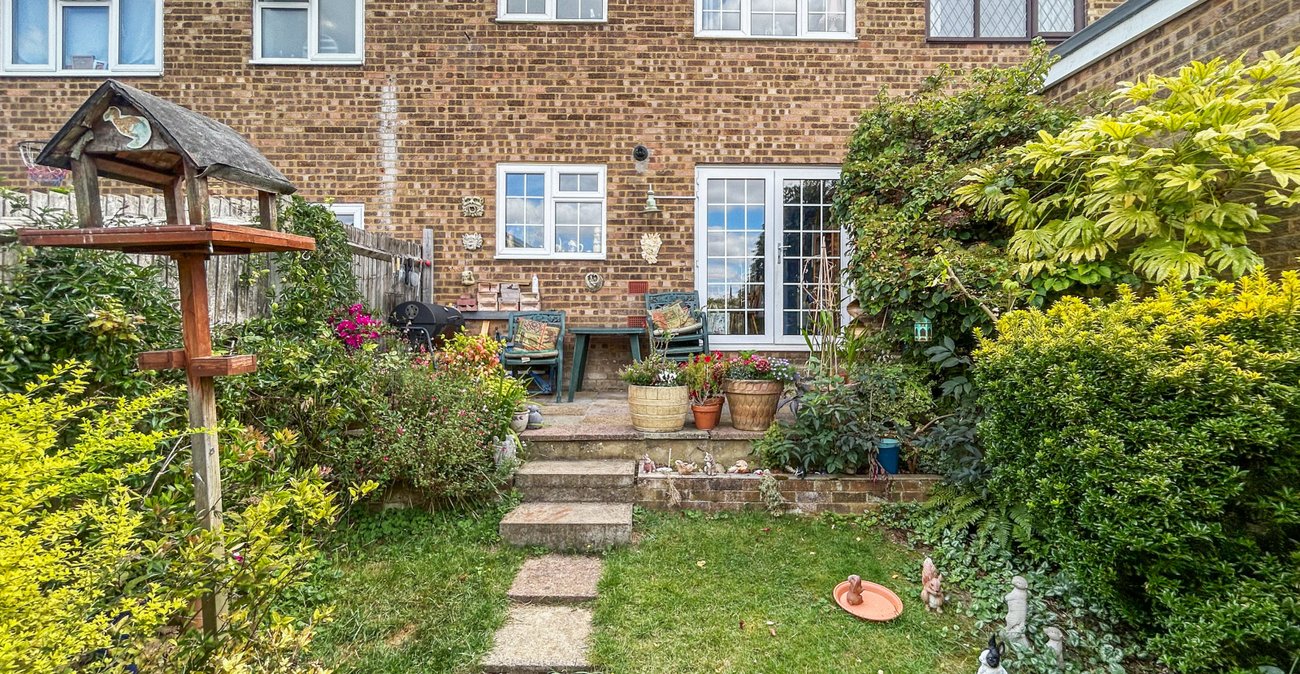 3 bedroom house for sale in Rainham | Robinson Michael & Jackson