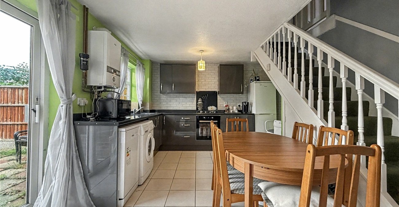 3 bedroom house for sale in Rainham | Robinson Michael & Jackson