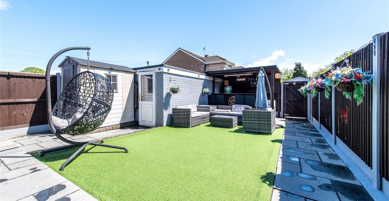 5 bedroom house for sale in Rainham | Robinson Michael & Jackson