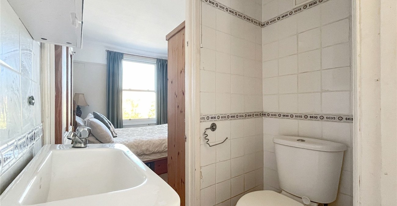 4 bedroom house for sale in Gillingham | Robinson Michael & Jackson