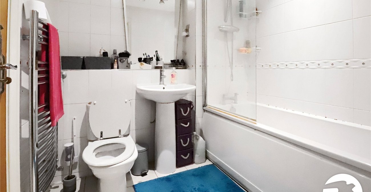 1 bedroom property for sale in London | Robinson Jackson