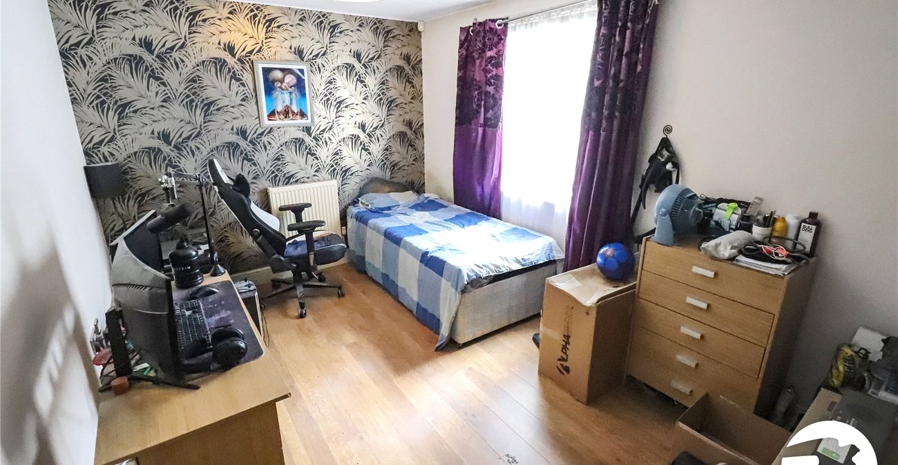 1 bedroom property for sale in London | Robinson Jackson