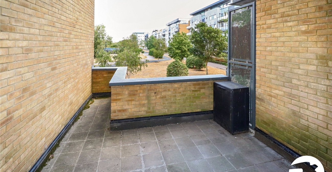 1 bedroom property for sale in London | Robinson Jackson