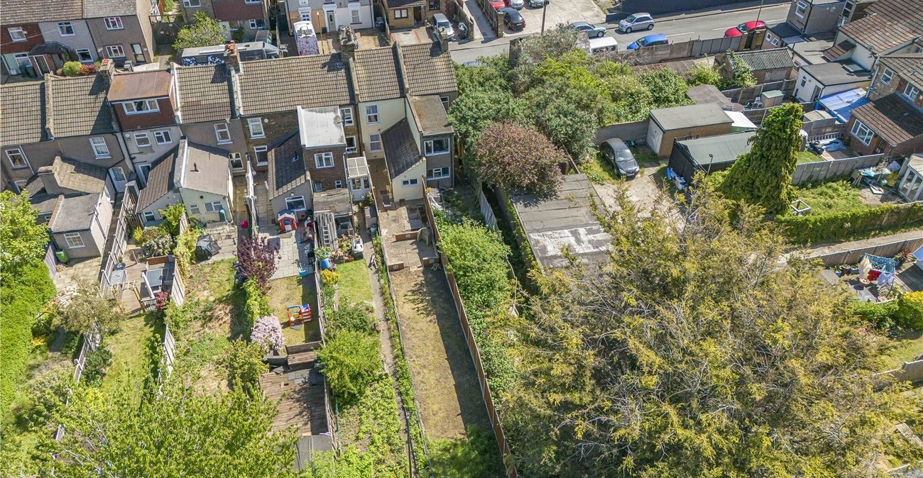 3 bedroom house for sale in Dartford | Robinson Jackson
