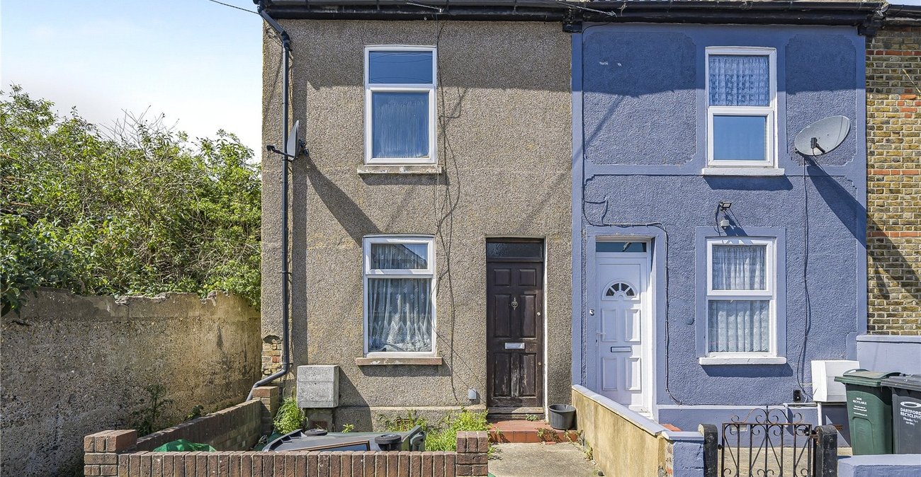 3 bedroom house for sale in Dartford | Robinson Jackson