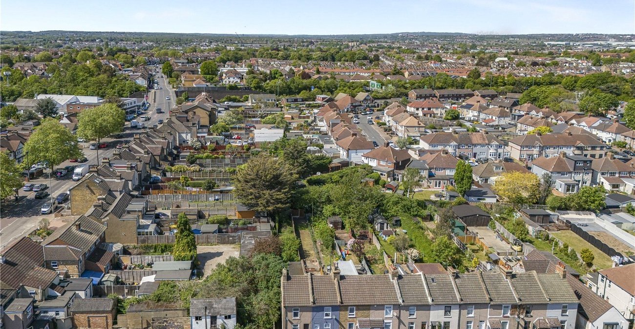 3 bedroom house for sale in Dartford | Robinson Jackson