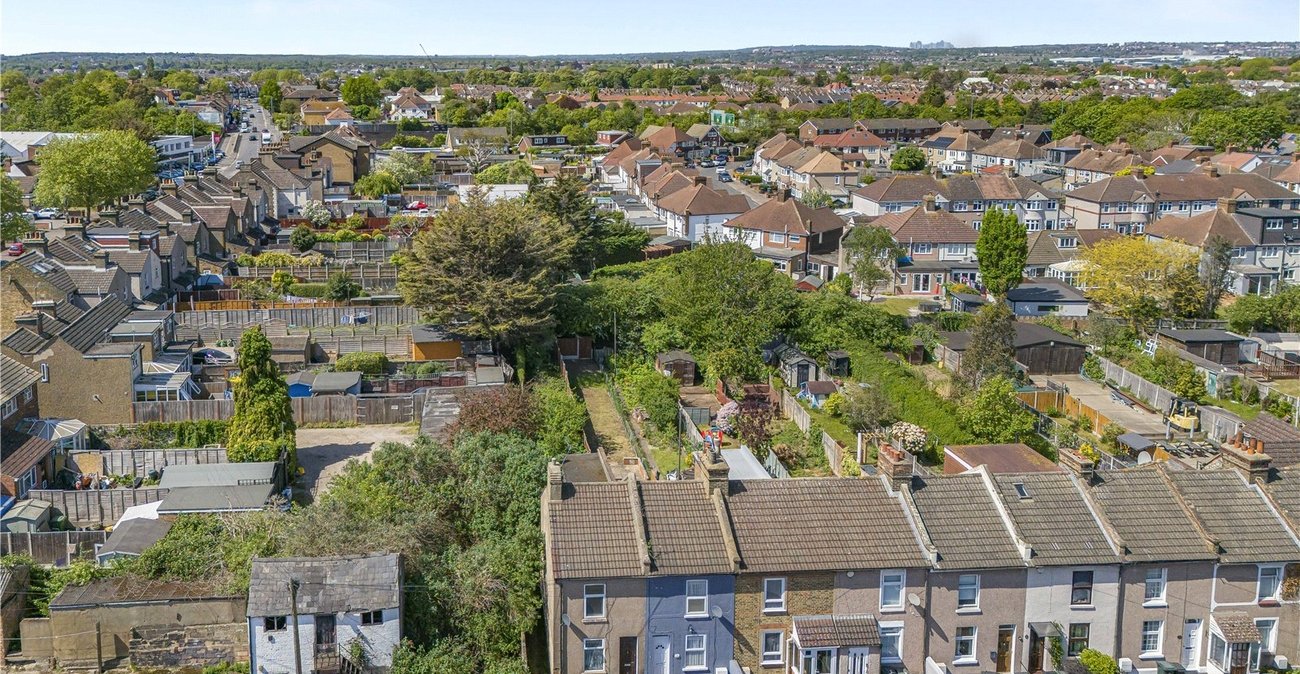3 bedroom house for sale in Dartford | Robinson Jackson
