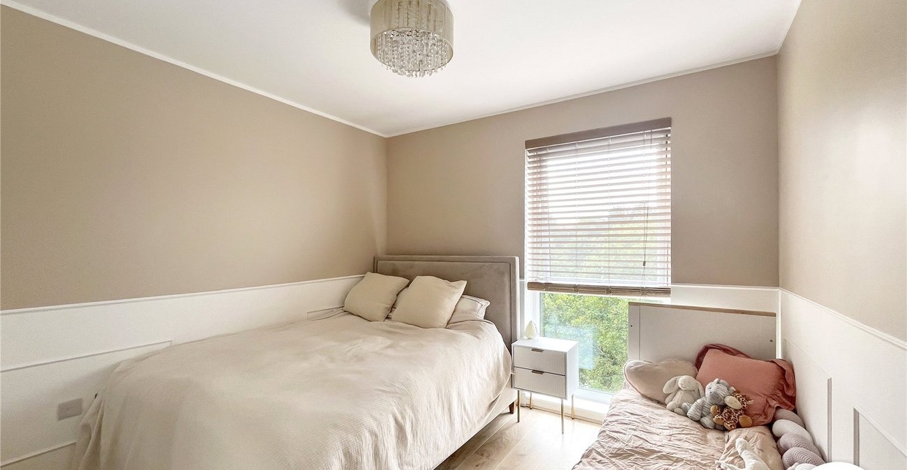2 bedroom property for sale in Maidstone | Robinson Michael & Jackson