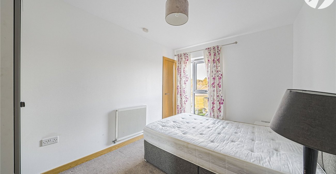 2 bedroom property for sale in Dartford | Robinson Jackson