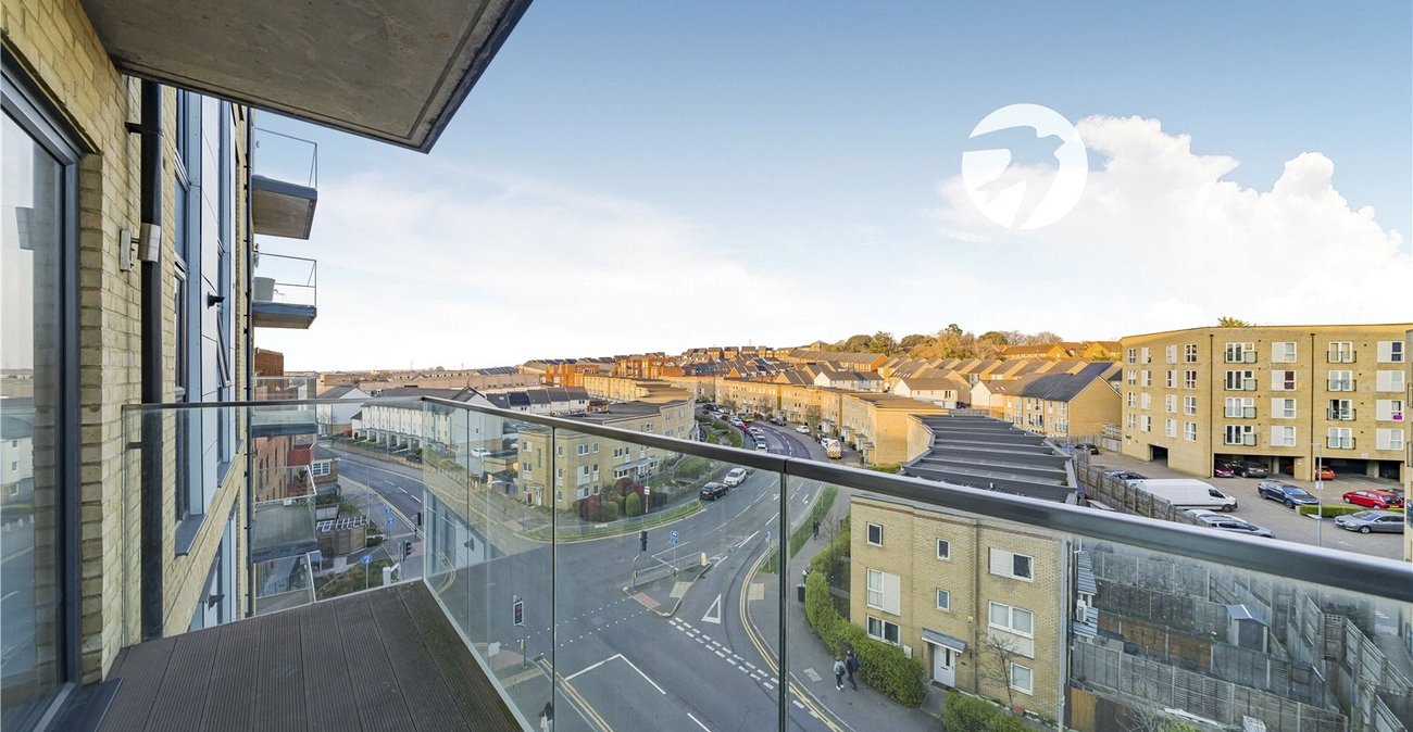 2 bedroom property for sale in Dartford | Robinson Jackson