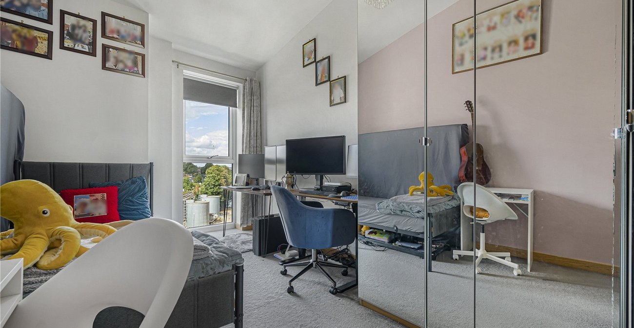 2 bedroom property for sale in Dartford | Robinson Jackson