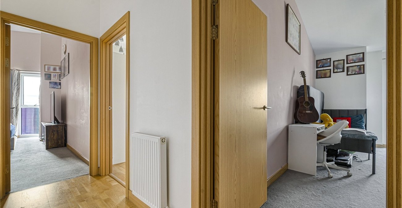 2 bedroom property for sale in Dartford | Robinson Jackson