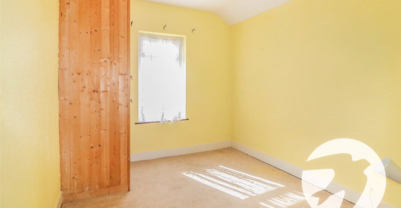 3 bedroom house for sale in Erith | Robinson Jackson
