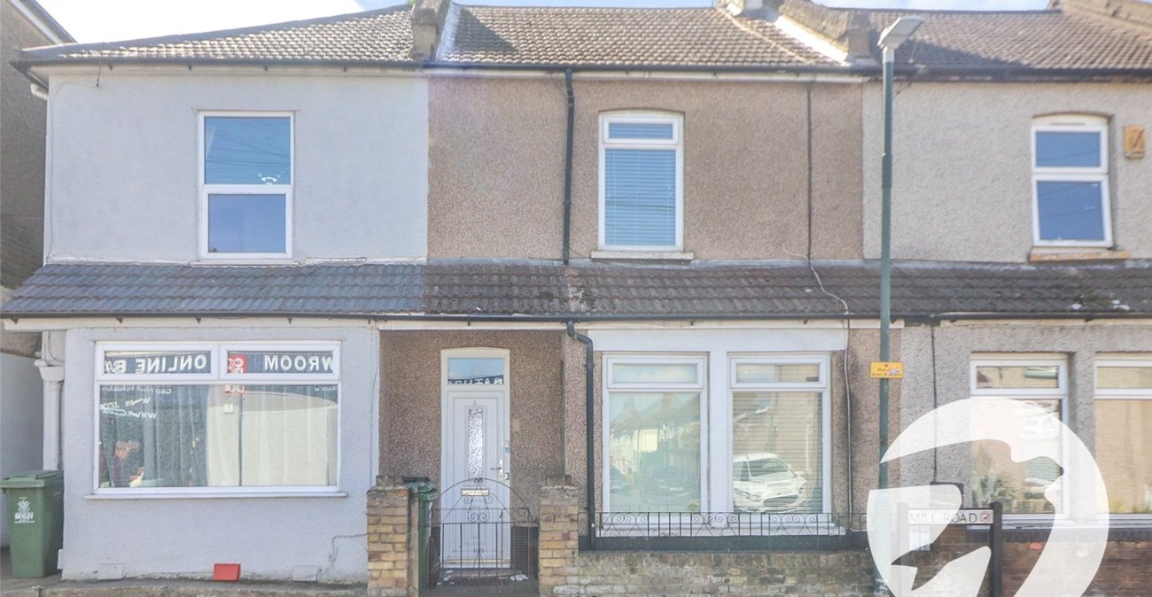 3 bedroom house for sale in Erith | Robinson Jackson