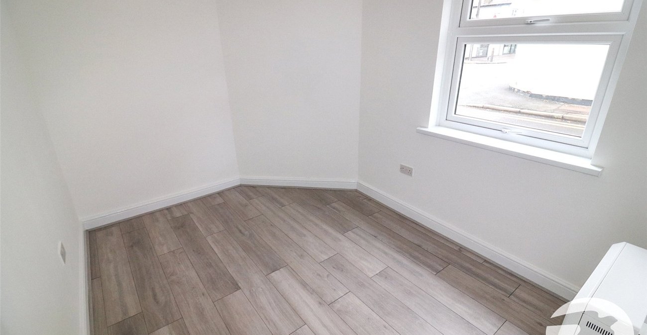 2 bedroom property for sale in Erith | Robinson Jackson