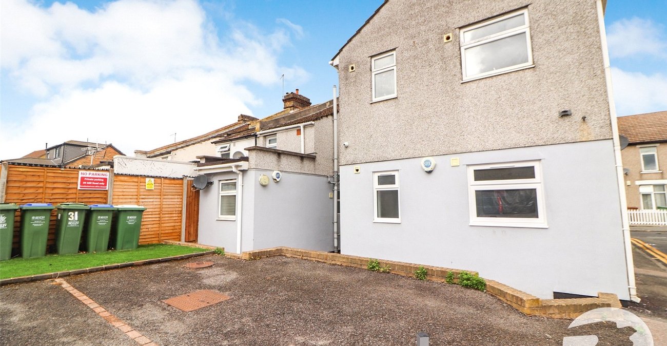 2 bedroom property for sale in Erith | Robinson Jackson