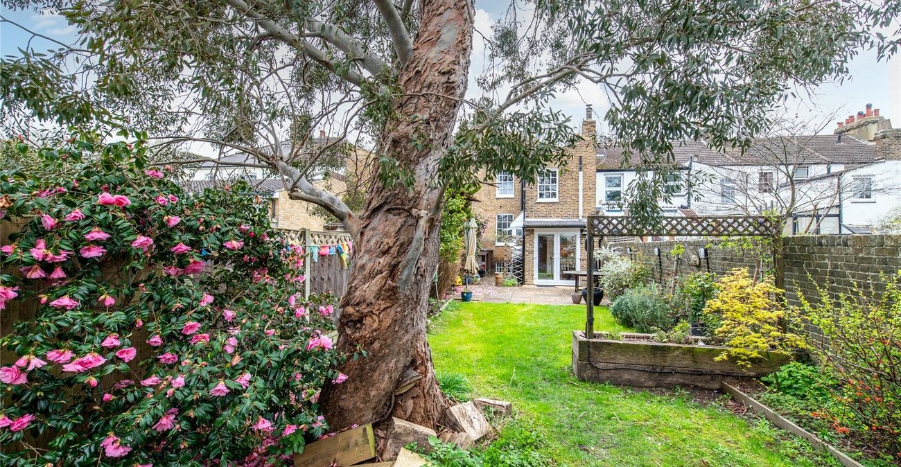 5 bedroom property for sale in Gillingham | Robinson Michael & Jackson