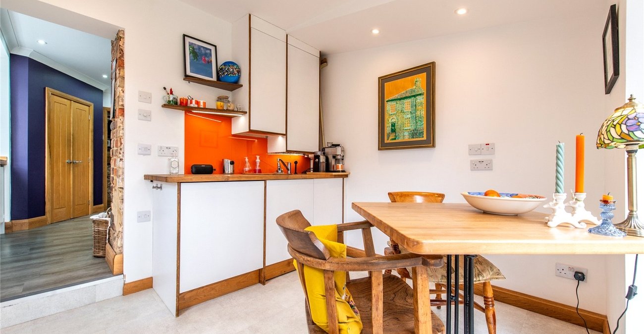 5 bedroom property for sale in Gillingham | Robinson Michael & Jackson
