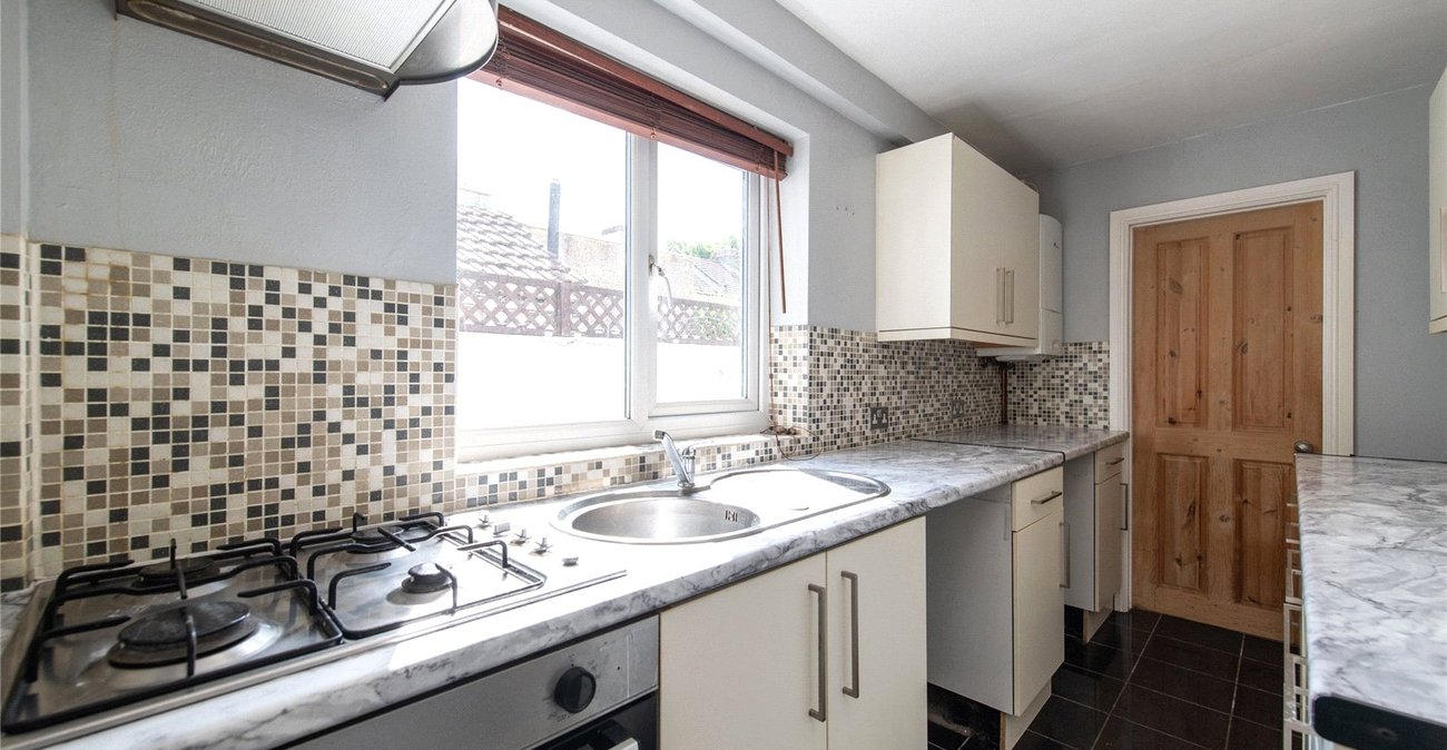 2 bedroom house for sale in Northfleet | Robinson Michael & Jackson