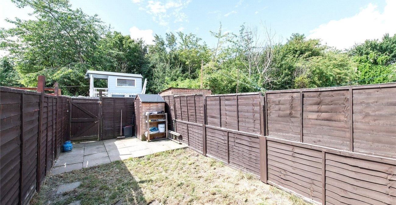 2 bedroom house for sale in Northfleet | Robinson Michael & Jackson