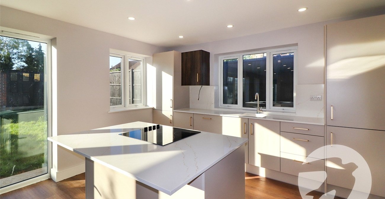 2 bedroom bungalow for sale in Northumberland Heath | Robinson Jackson