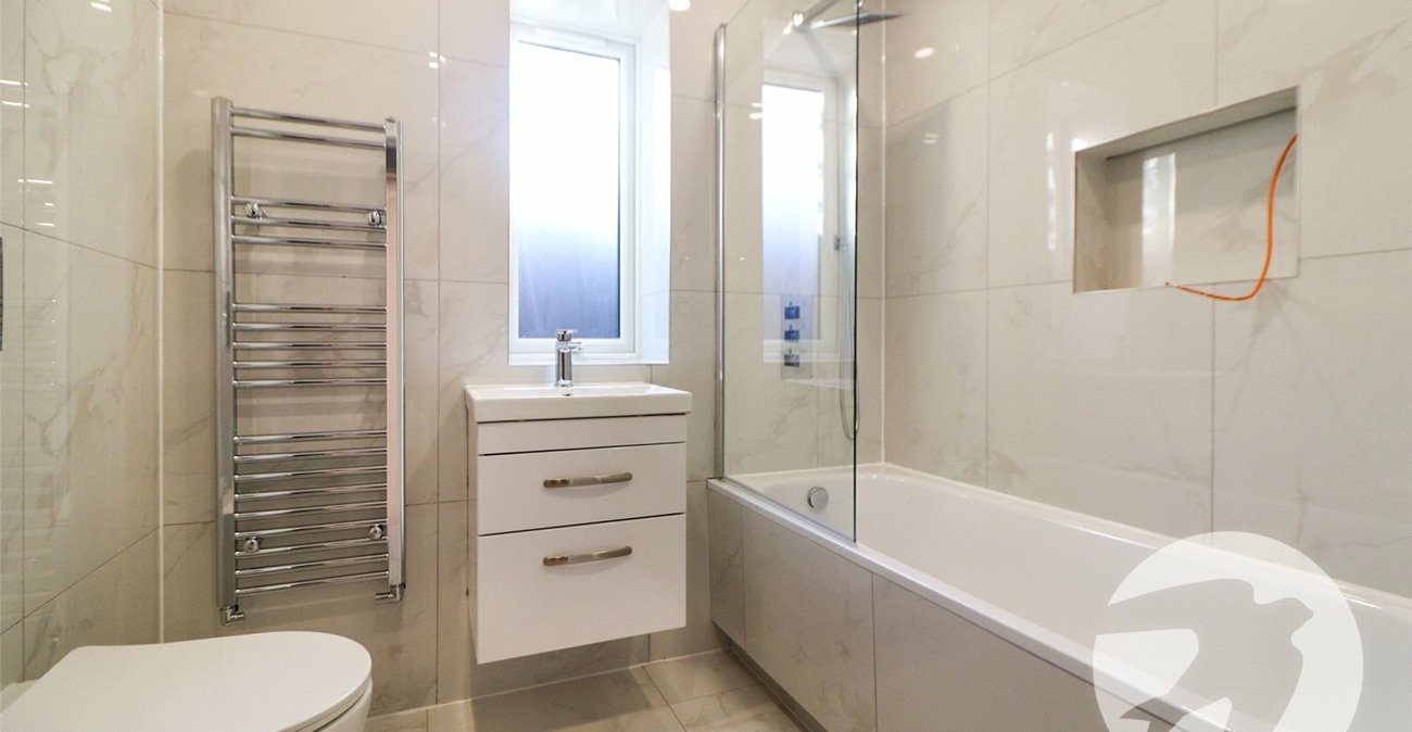 2 bedroom bungalow for sale in Northumberland Heath | Robinson Jackson