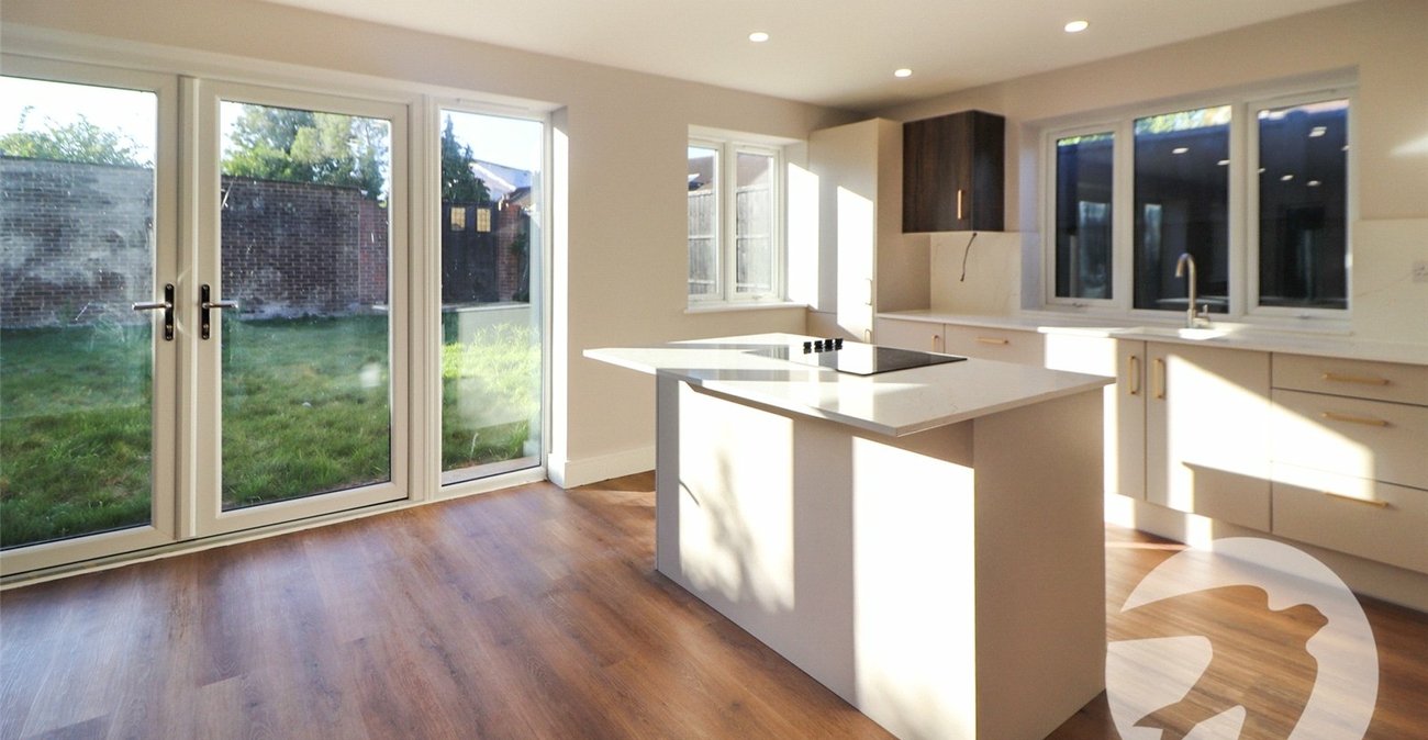 2 bedroom bungalow for sale in Northumberland Heath | Robinson Jackson