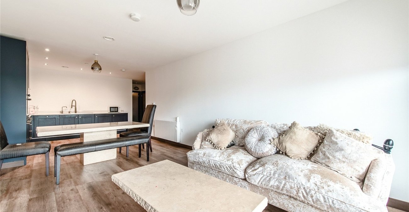 2 bedroom property for sale in Maidstone | Robinson Michael & Jackson