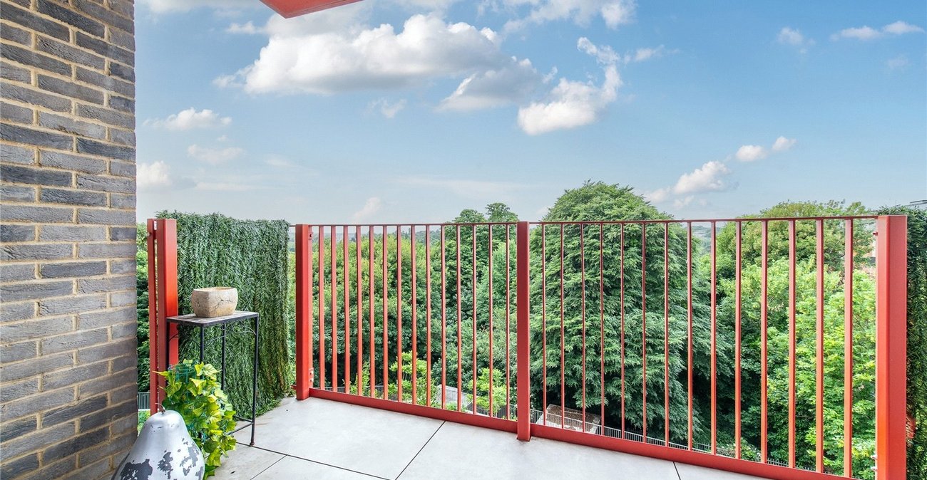 2 bedroom property for sale in Maidstone | Robinson Michael & Jackson