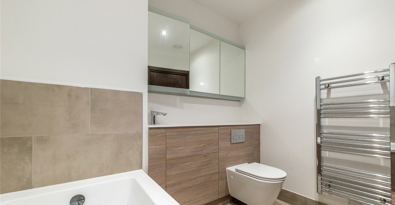 2 bedroom property for sale in Maidstone | Robinson Michael & Jackson