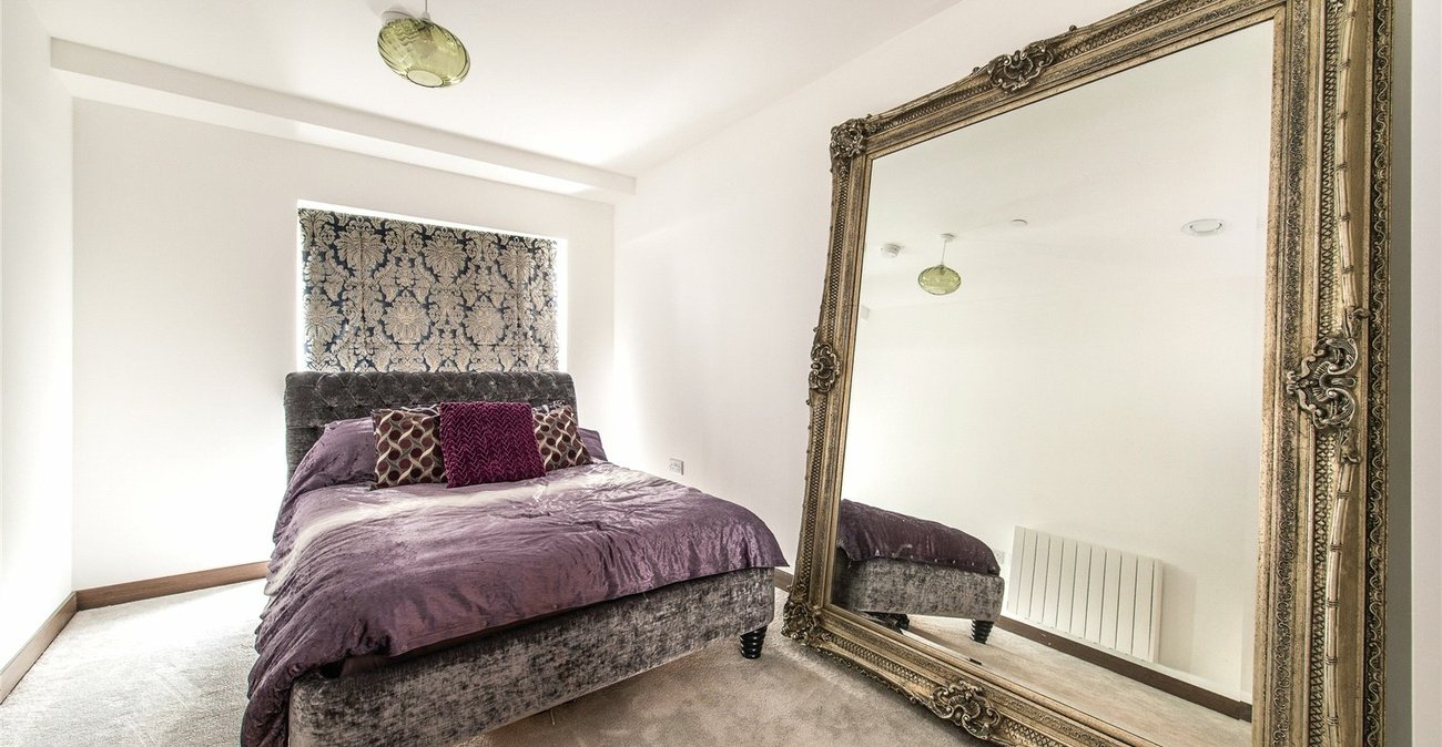 2 bedroom property for sale in Maidstone | Robinson Michael & Jackson