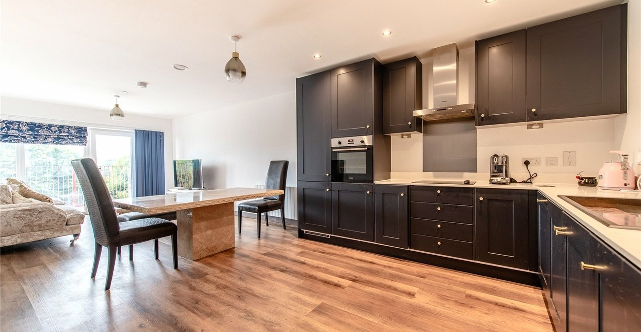 2 bedroom property for sale in Maidstone | Robinson Michael & Jackson