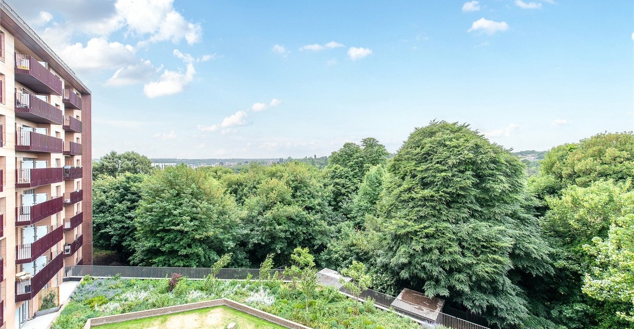 2 bedroom property for sale in Maidstone | Robinson Michael & Jackson