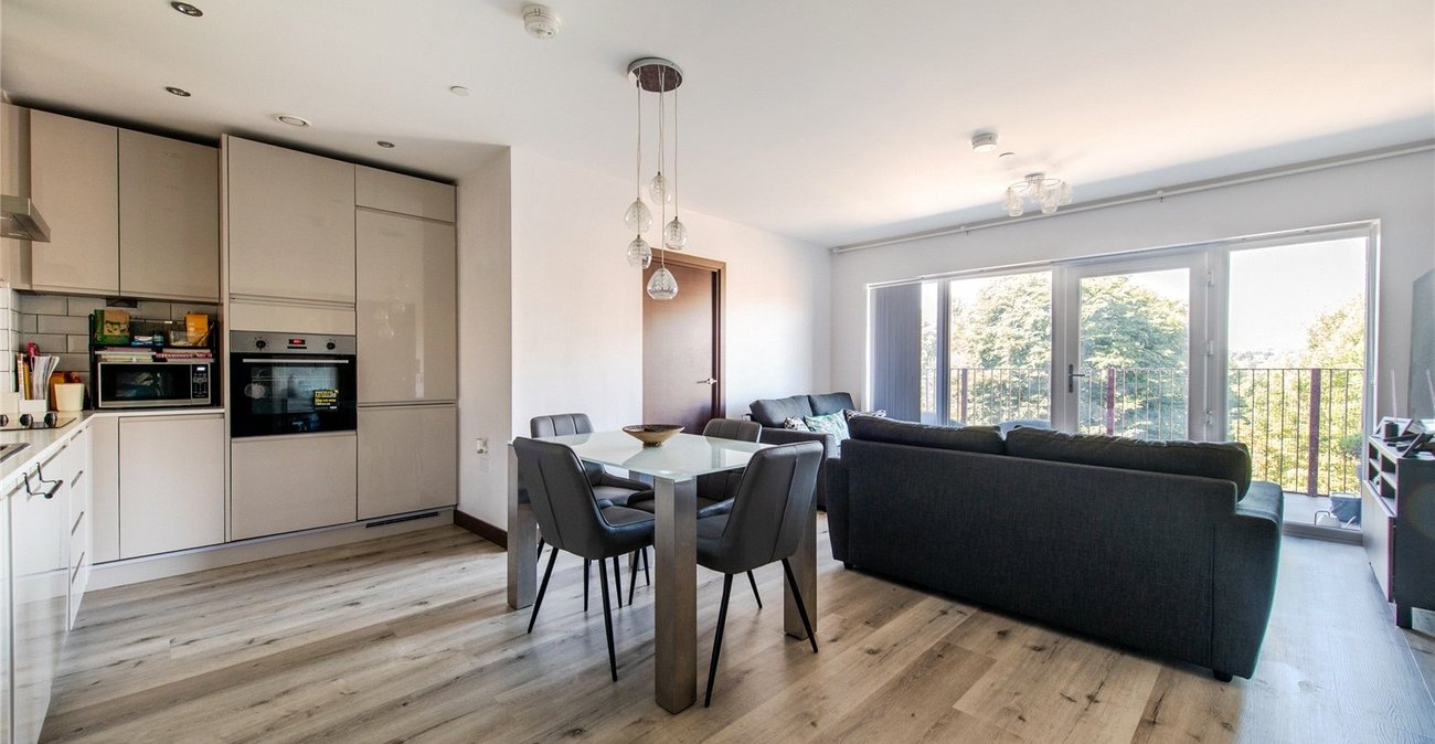 2 bedroom property for sale in Maidstone | Robinson Michael & Jackson