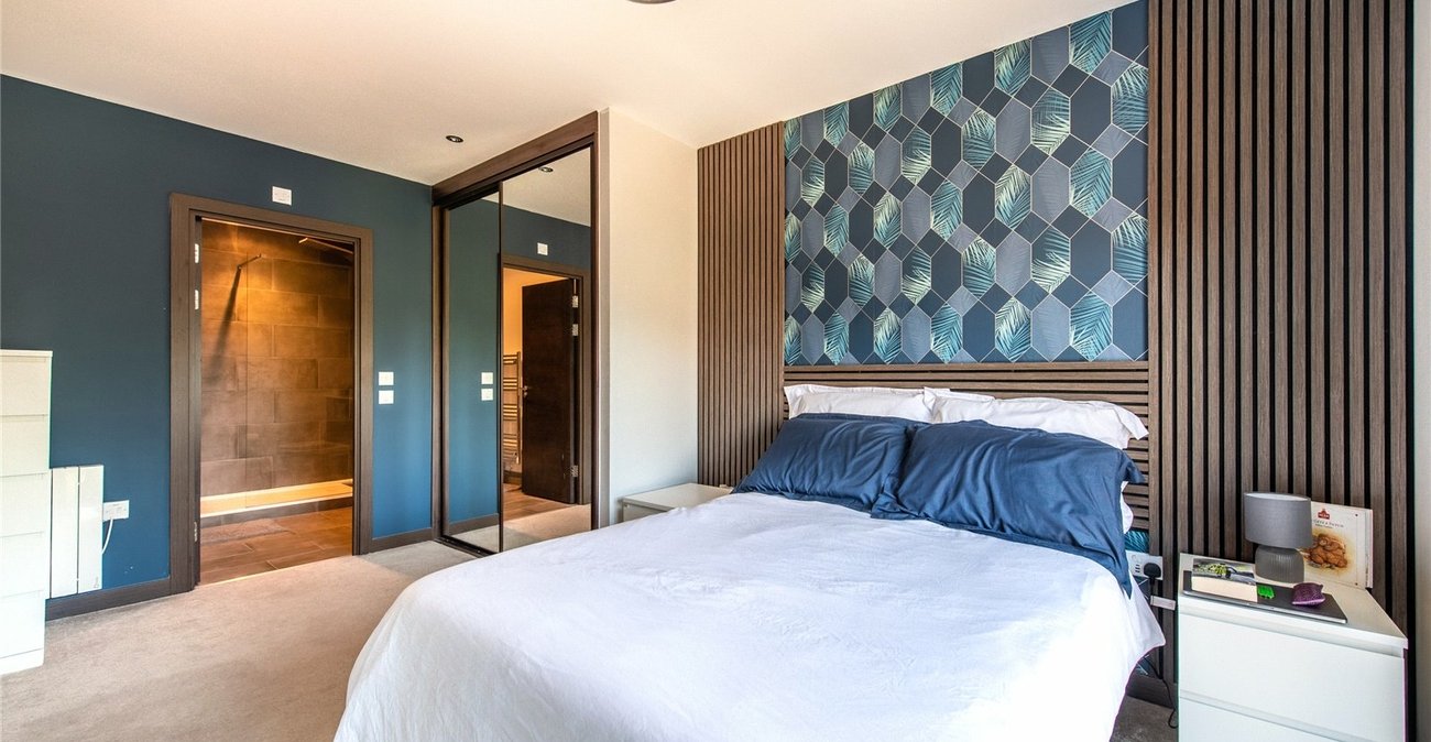 2 bedroom property for sale in Maidstone | Robinson Michael & Jackson