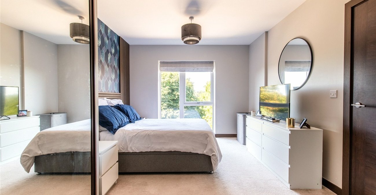 2 bedroom property for sale in Maidstone | Robinson Michael & Jackson