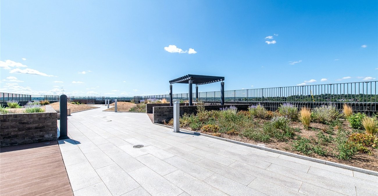 2 bedroom property for sale in Maidstone | Robinson Michael & Jackson