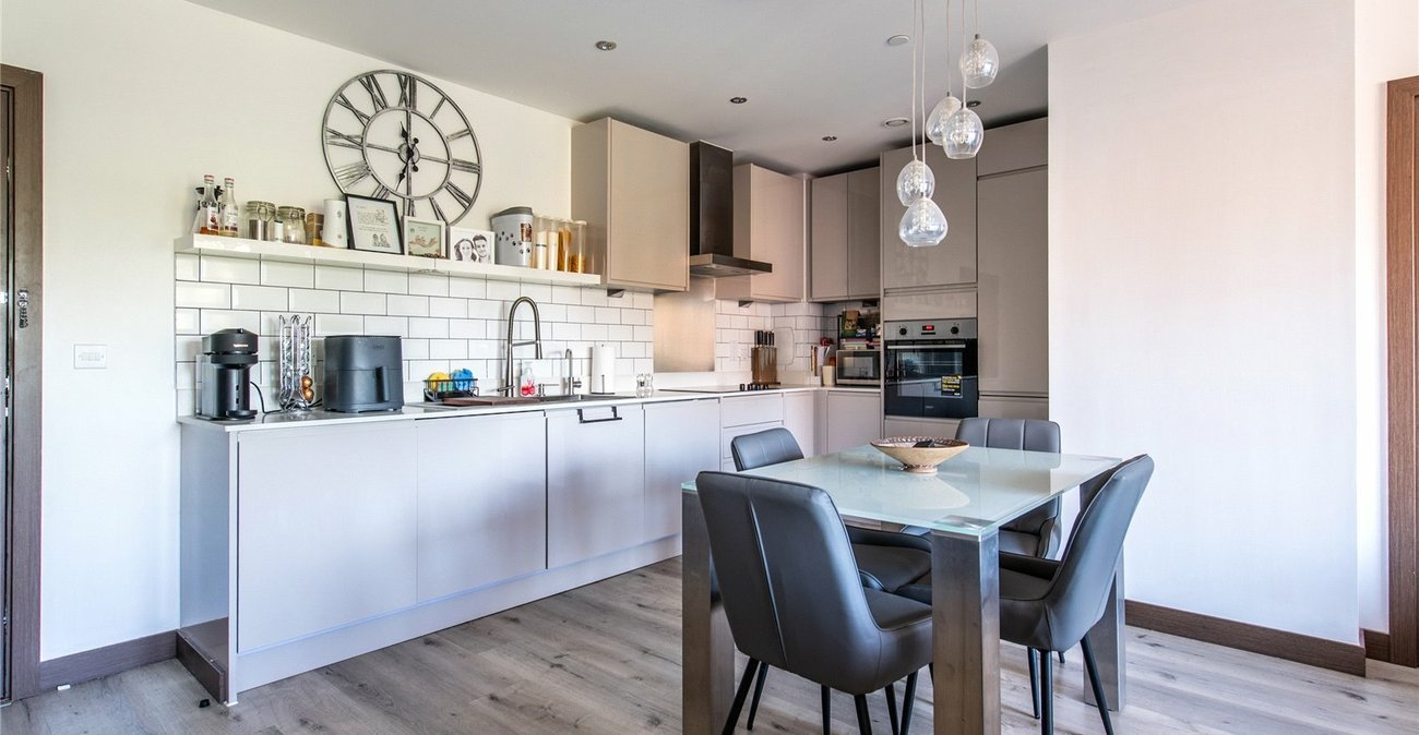 2 bedroom property for sale in Maidstone | Robinson Michael & Jackson