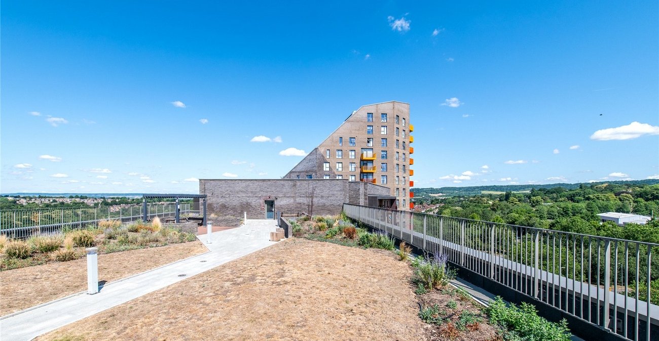 2 bedroom property for sale in Maidstone | Robinson Michael & Jackson