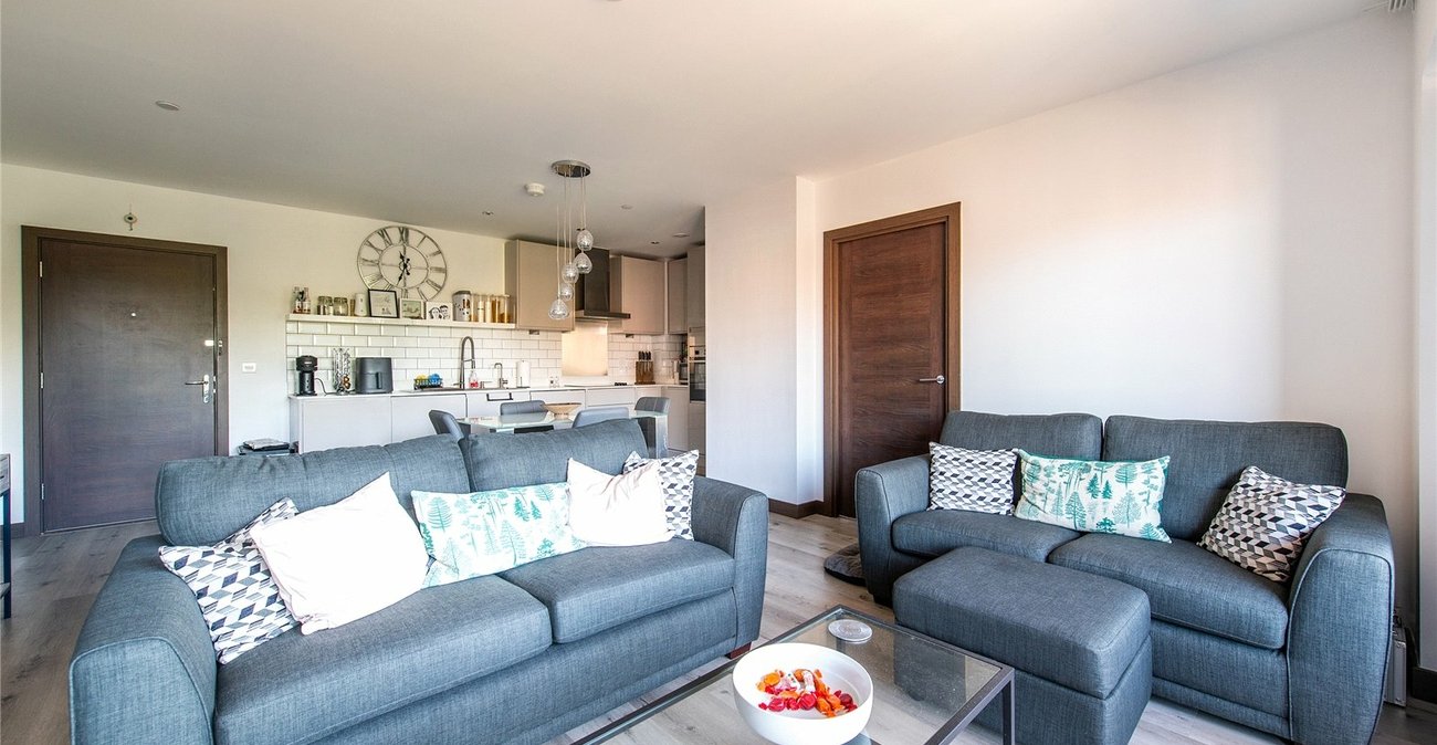 2 bedroom property for sale in Maidstone | Robinson Michael & Jackson