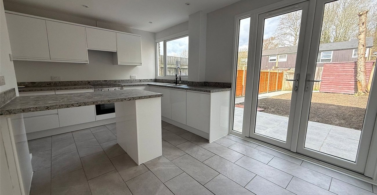 3 bedroom house for sale in New Ash Green | Robinson Michael & Jackson