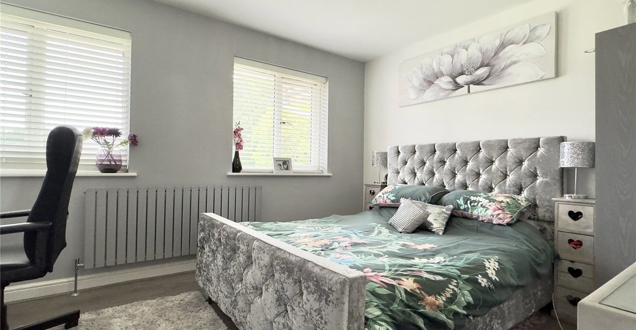 2 bedroom house for sale in West Kingsdown | Robinson Jackson