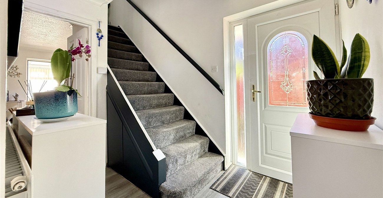 3 bedroom house for sale in West Kingsdown | Robinson Jackson