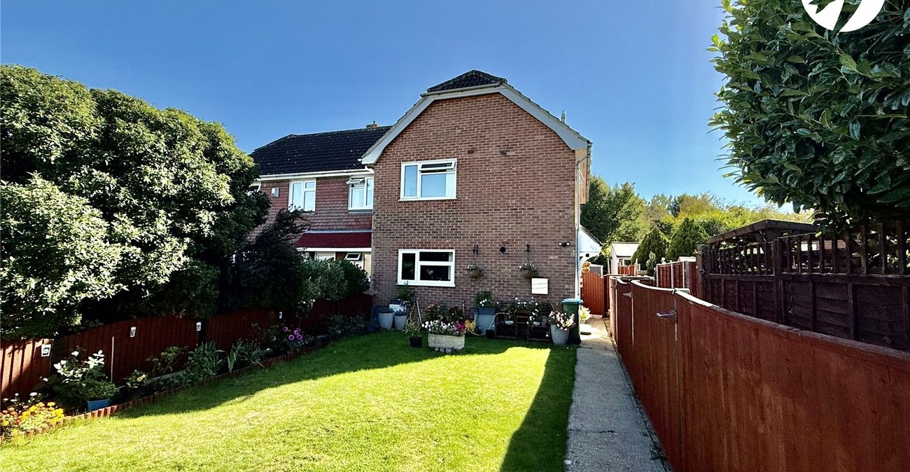 3 bedroom house for sale in West Kingsdown | Robinson Jackson