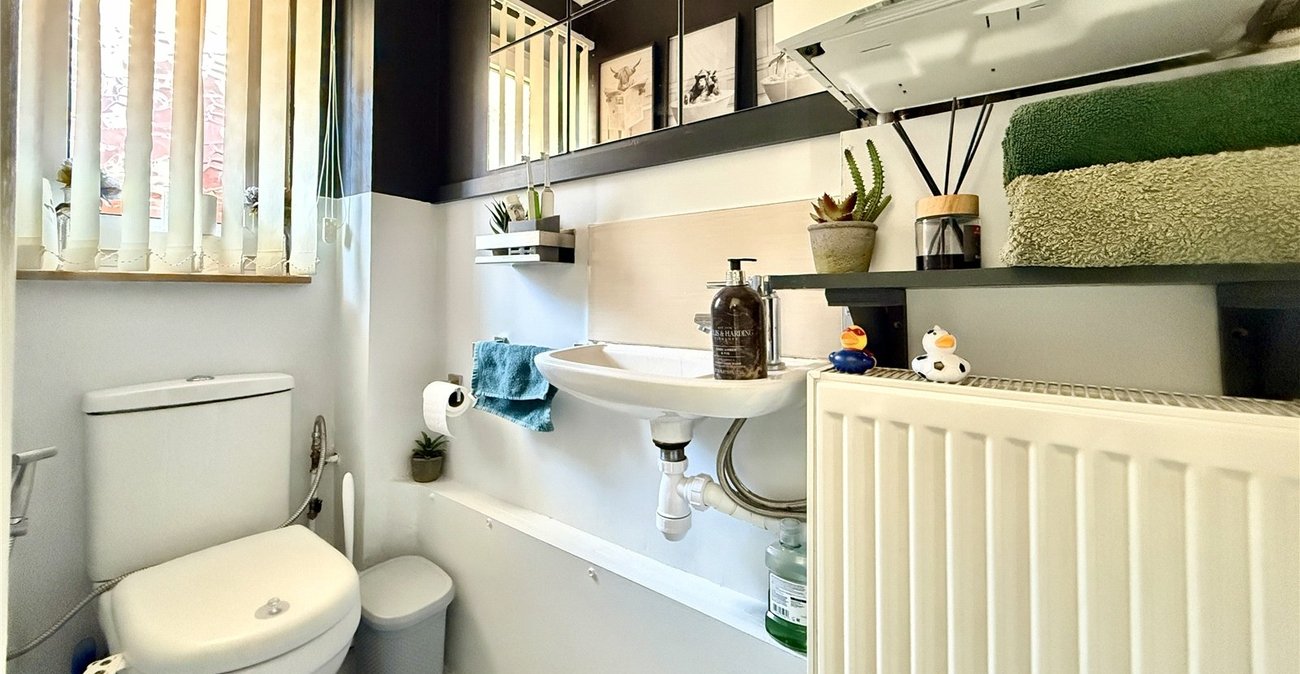 3 bedroom house for sale in West Kingsdown | Robinson Jackson