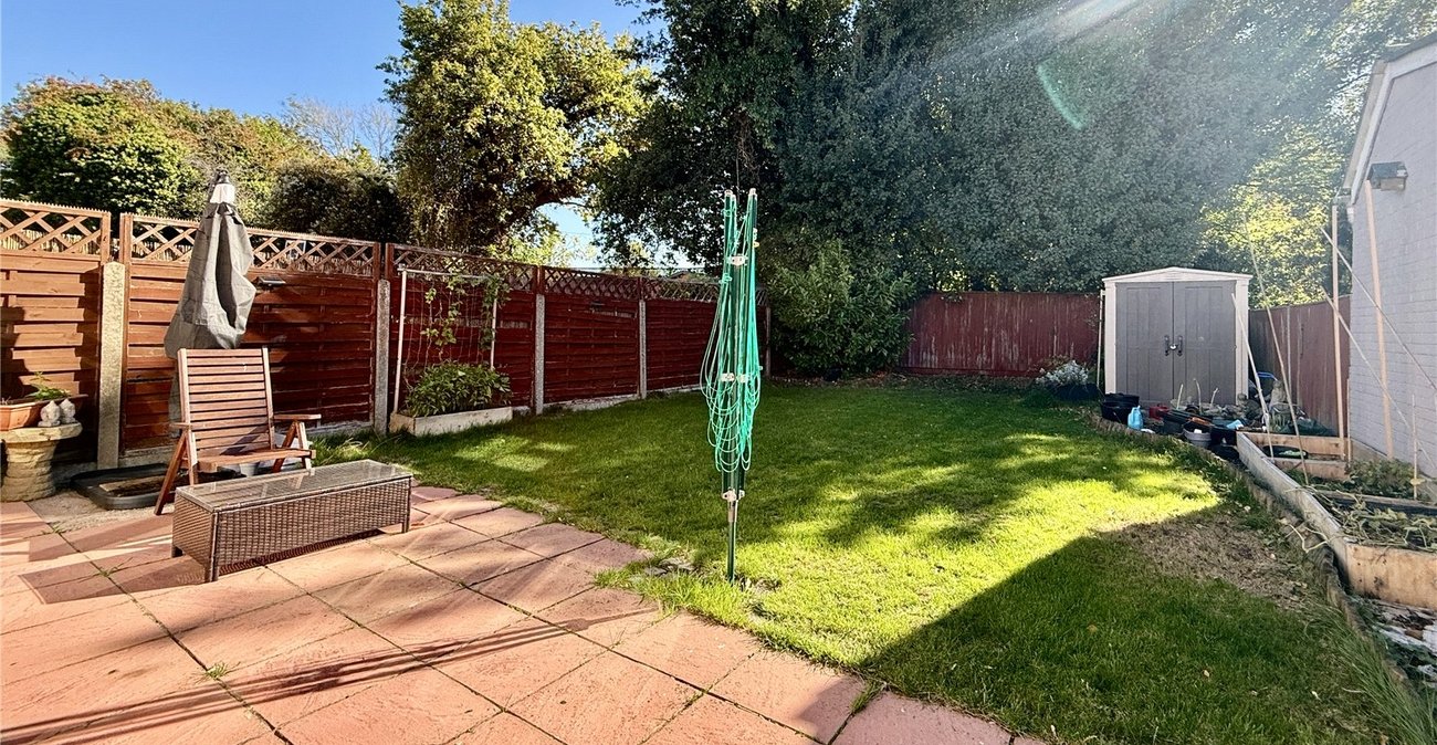 3 bedroom house for sale in West Kingsdown | Robinson Jackson