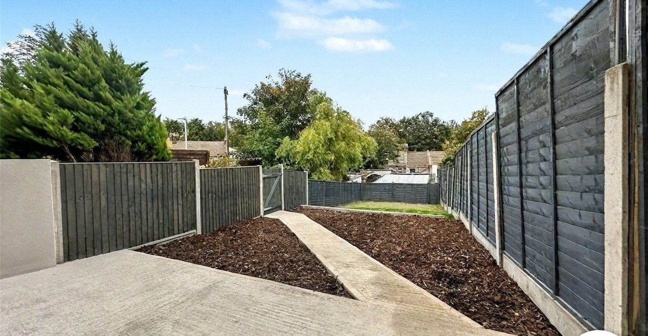 2 bedroom house for sale in Chatham | Robinson Michael & Jackson