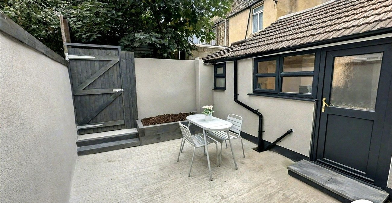 2 bedroom house for sale in Chatham | Robinson Michael & Jackson