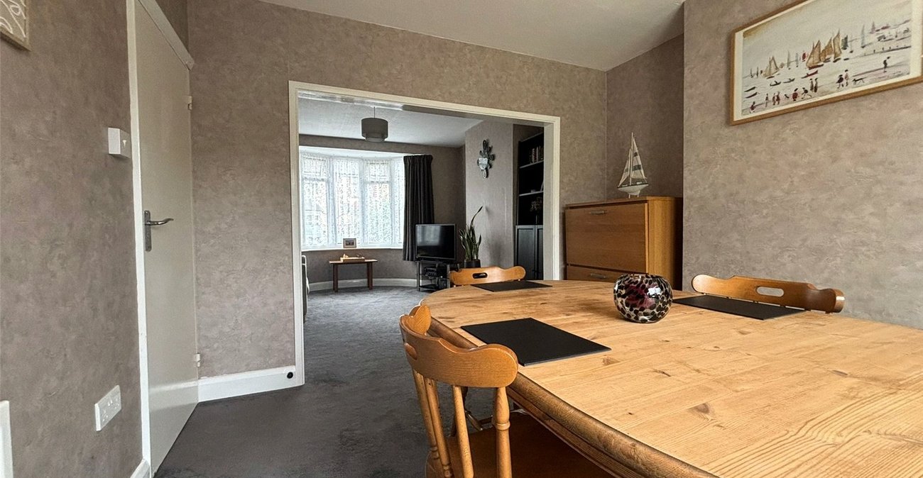 3 bedroom house for sale in Northfleet | Robinson Michael & Jackson